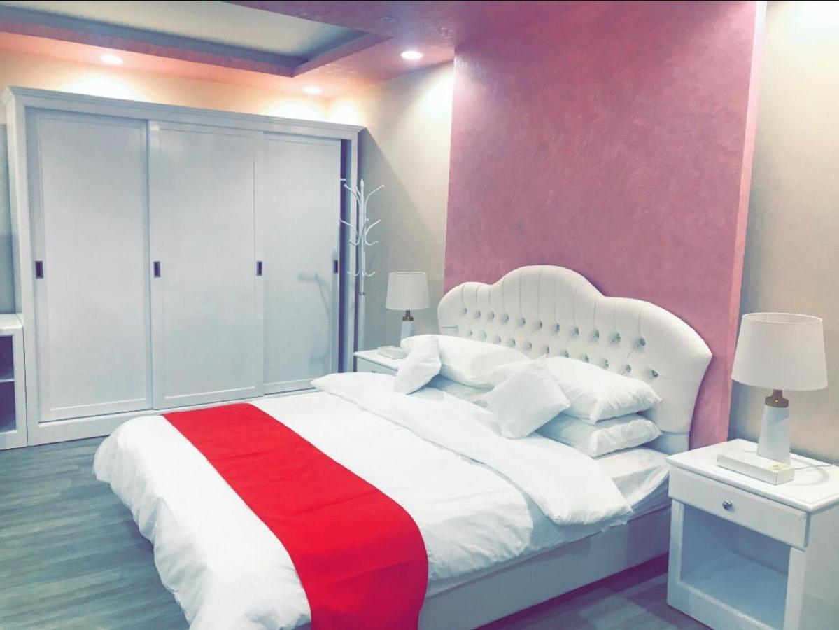 فندق ادوماتو Adomato Hotel Dawmat al-Jandal Exterior photo