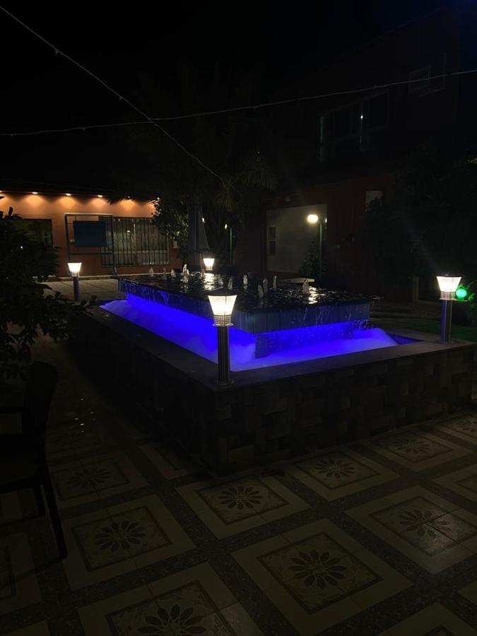 فندق ادوماتو Adomato Hotel Dawmat al-Jandal Exterior photo